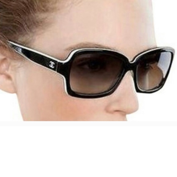 CHANEL Sunglasses - Picture 10 of 12